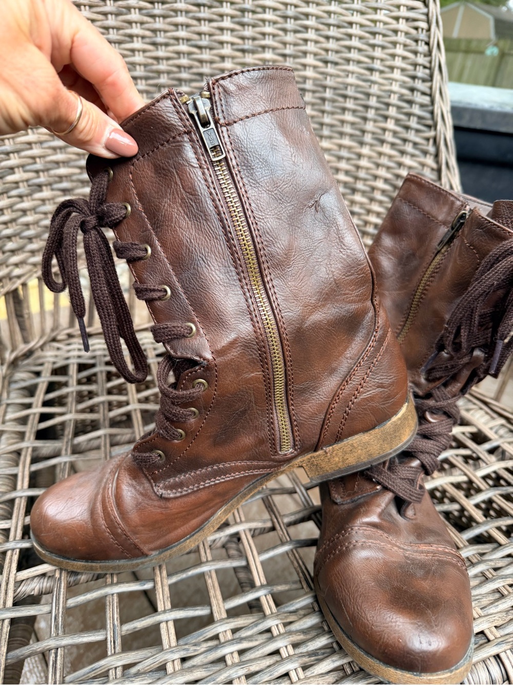 Target Brown Lace Up Combat Military Boots Side Zip Size 9.5 Grunge Y2K